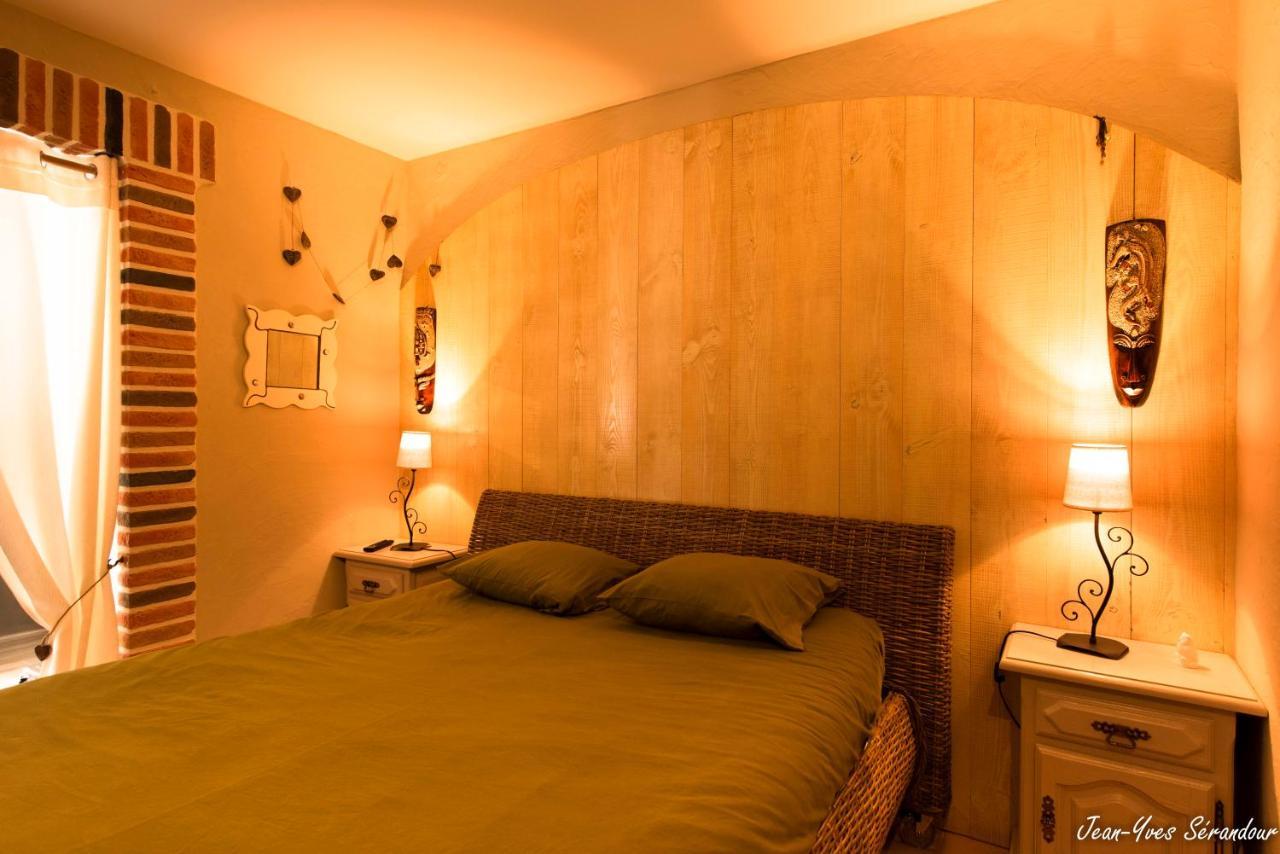 Le Mas Des Mathes, Chambres D'Hotes, Studios 莱马特 外观 照片